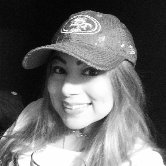 Meet your Posher, Jamie - Picture 2 of 6